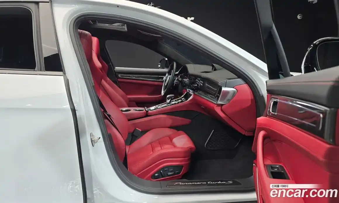 Porsche Panamera 2023 4.0 Автомат в Москве № 165260, фото 10