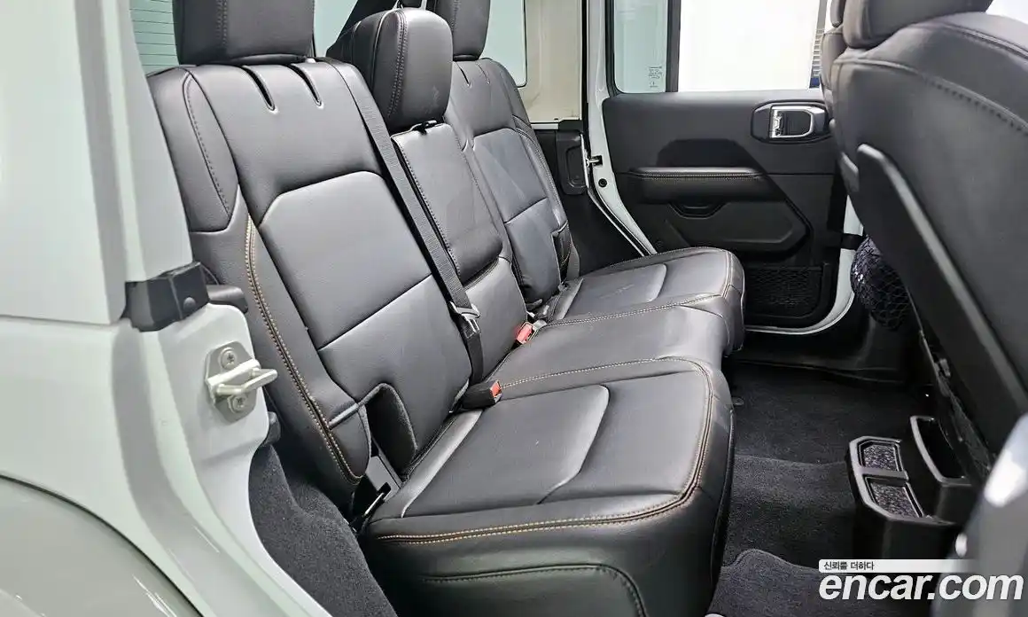 Jeep Wrangler 2024 2.0 Автомат в Москве № 169408, фото 11