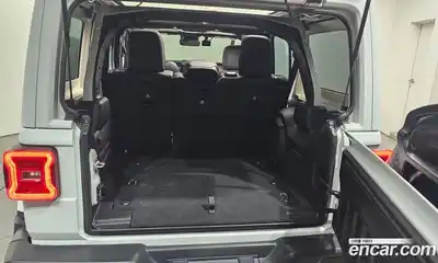 Jeep Wrangler 2024 2.0 Автомат в Москве № 169408, миниатюра 10