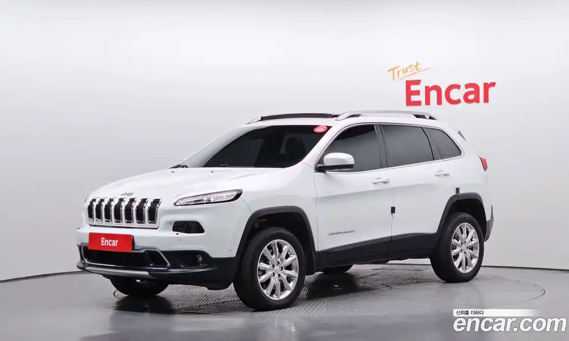 Jeep Cherokee 2017 2.2 Автомат в Москве № 169738, фото 3