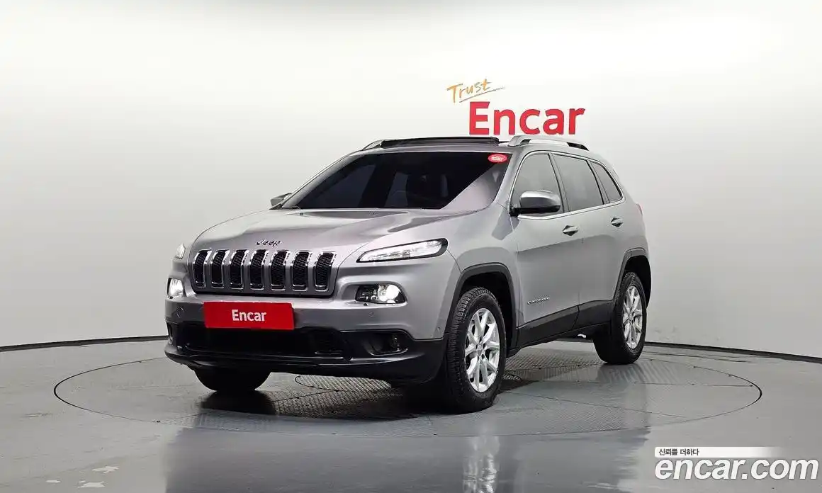 Jeep Cherokee 2015 2.4 Автомат в Москве № 169875, фото 19