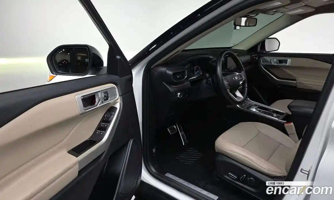 Ford Explorer 2020 3.0 Автомат в Москве № 170969, фото 19