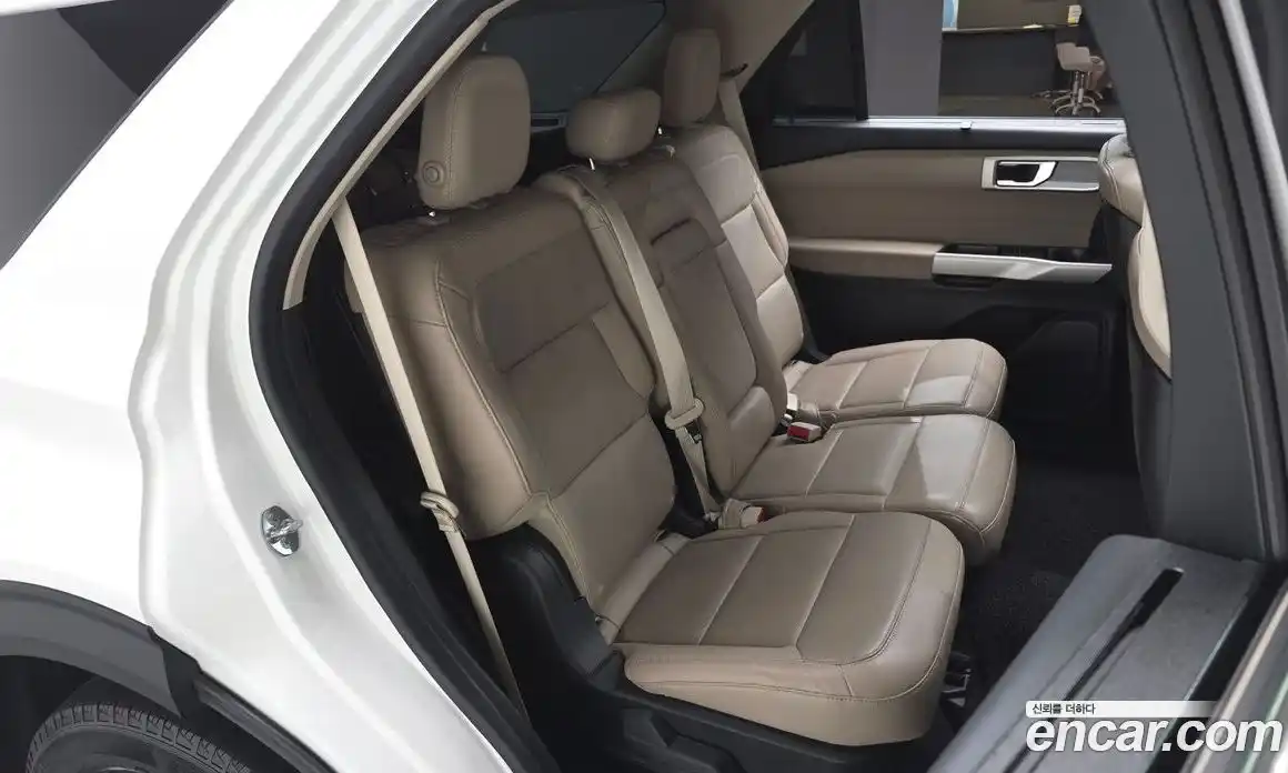 Ford Explorer 2020 3.0 Автомат в Москве № 170969, фото 4