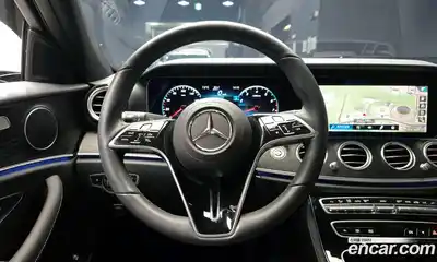 Mercedes-Benz E-Class 2022 2.0 Автомат в Москве № 176648, миниатюра 11