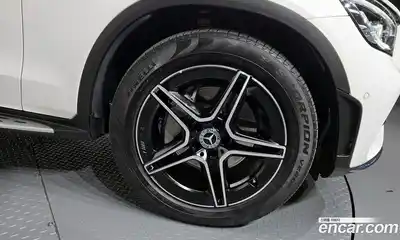 Mercedes-Benz GLC-Class 2023 2.0 Автомат в Москве № 177273, миниатюра 10