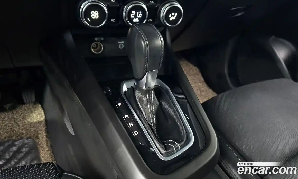 Renault XM3 2022 1.3 Автомат в Москве № 179324, фото 12