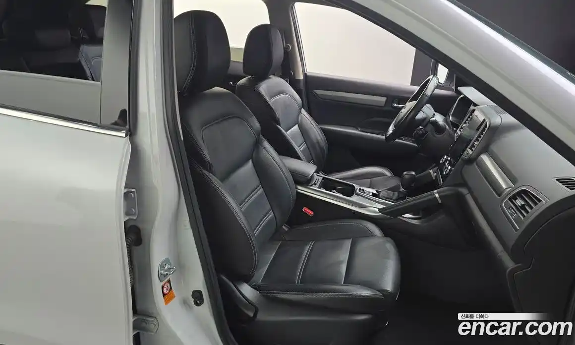 Renault QM6 2023 2.0 Автомат в Москве № 179941, фото 13