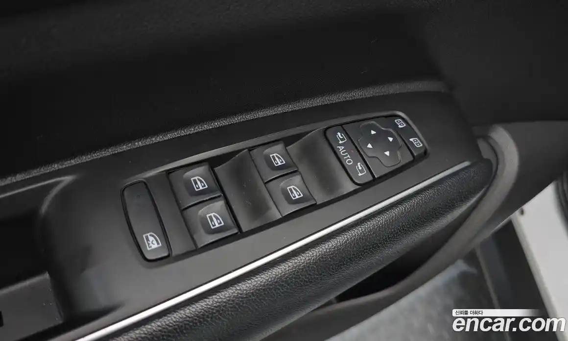 Renault QM6 2023 2.0 Автомат в Москве № 179941, фото 4