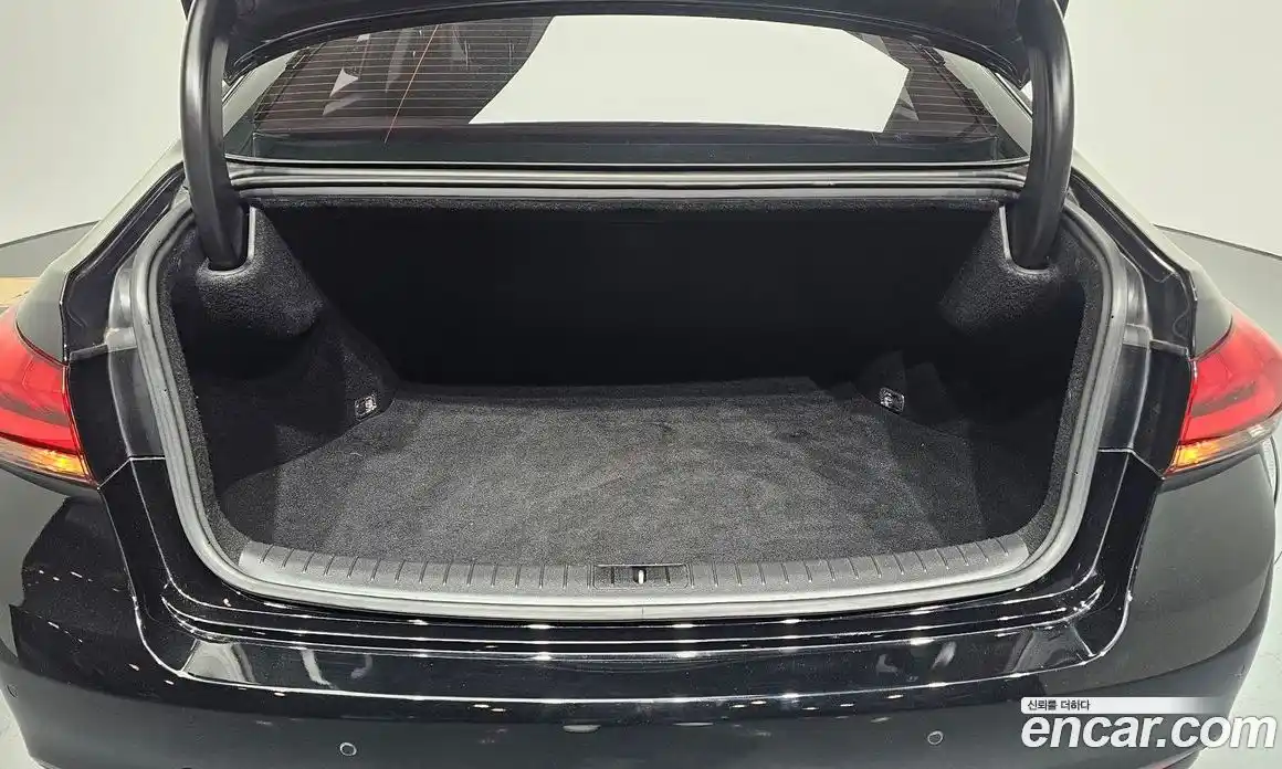 Genesis G80 2017 3.3 Автомат в Москве № 18046, фото 17