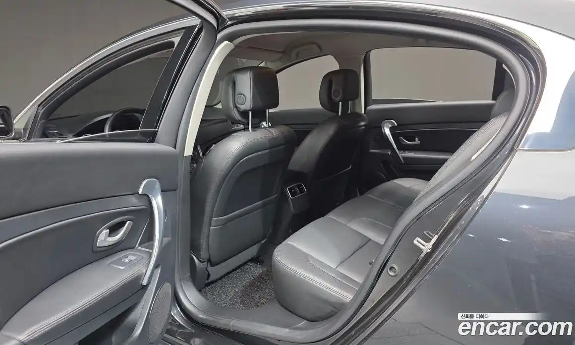 Renault SM5 2015 1.5 Автомат в Москве № 182128, фото 14