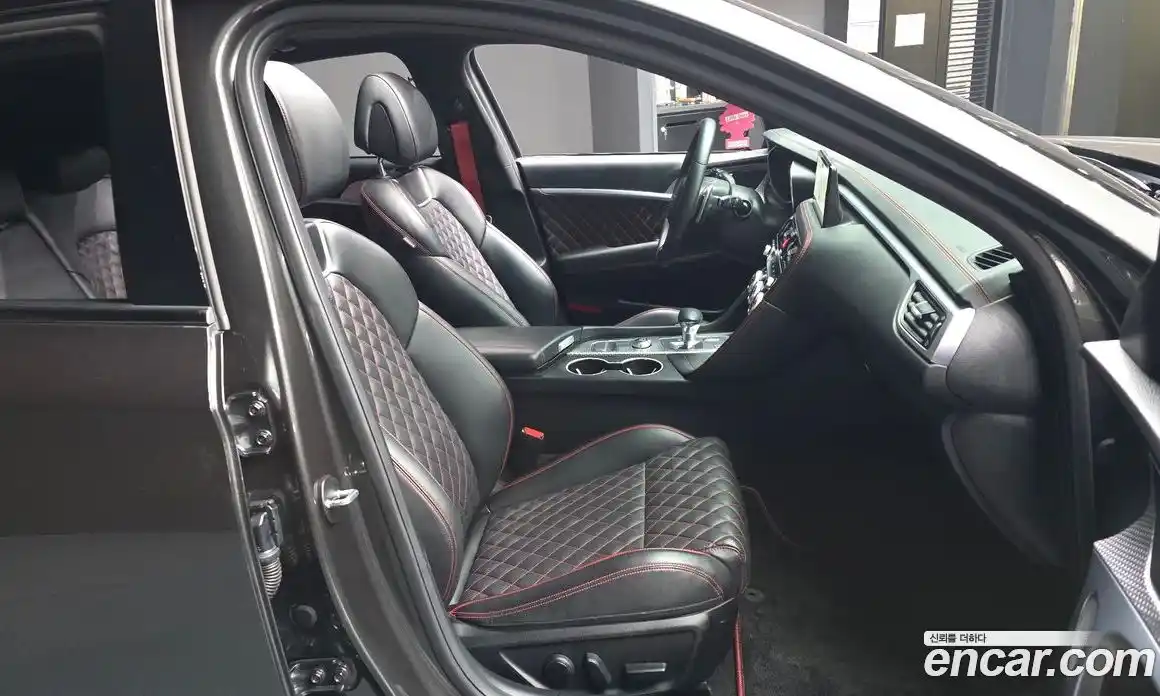 Genesis G70 2023 2.0 Автомат в Москве № 18276, фото 8