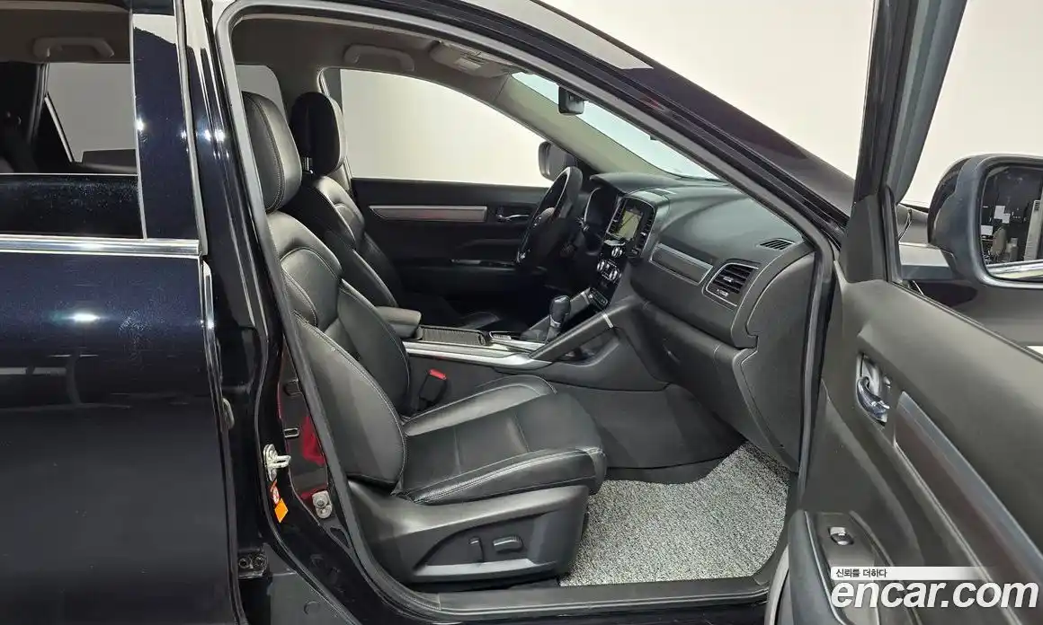 Renault QM6 2017 2.0 Автомат в Москве № 182898, фото 15