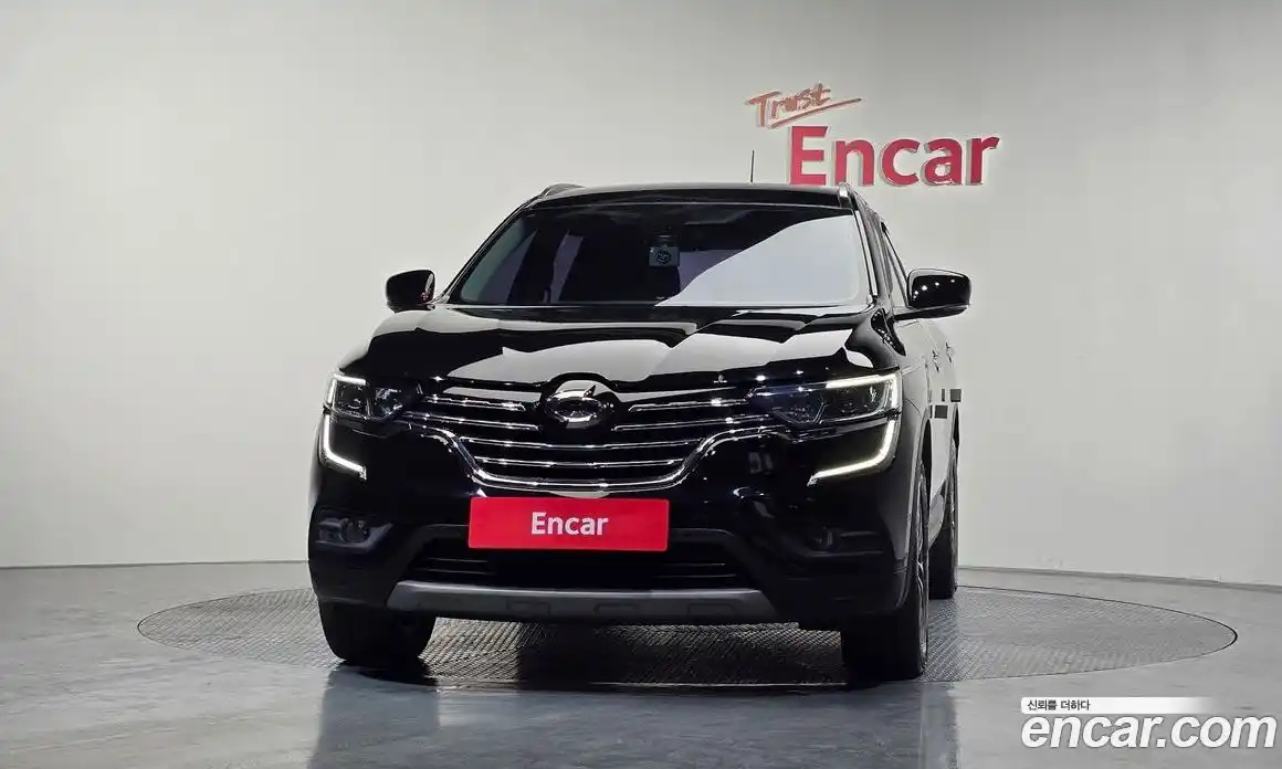 Renault QM6 2017 2.0 Автомат в Москве № 182898, фото 10