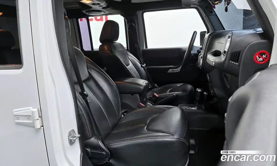 Jeep Wrangler 2016 3.6 Автомат в Москве № 186849, фото 19