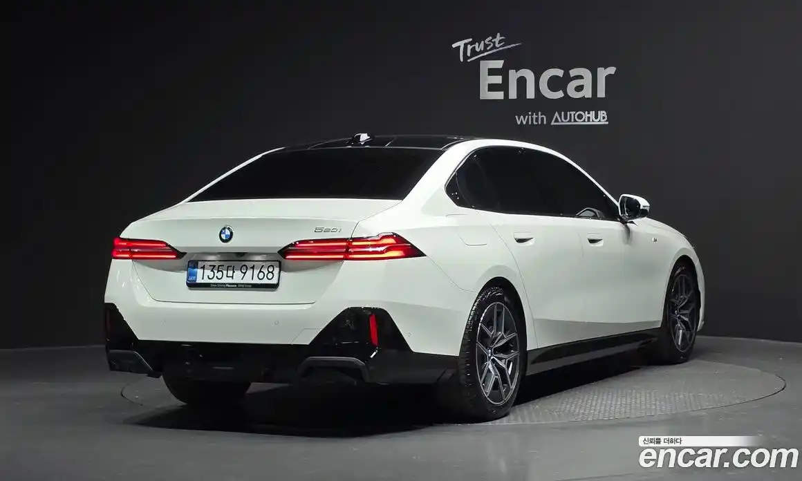 BMW 5-Series 2025 2.0 Автомат в Москве № 186990, фото 11