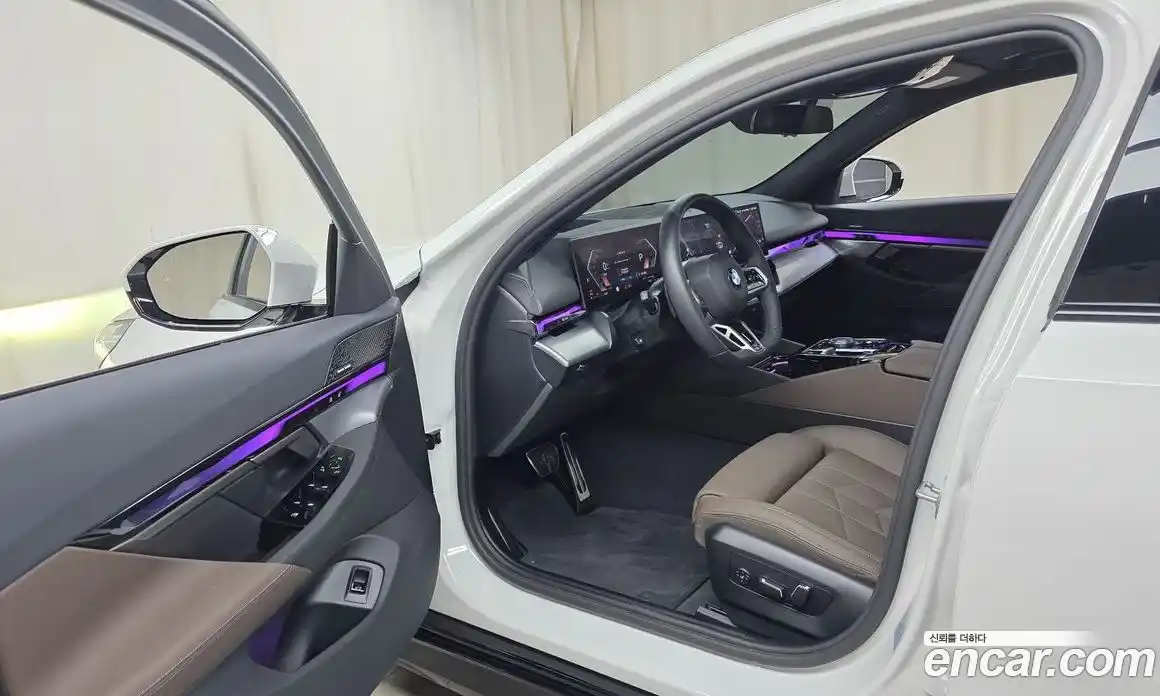 BMW 5-Series 2025 2.0 Автомат в Москве № 186990, фото 17