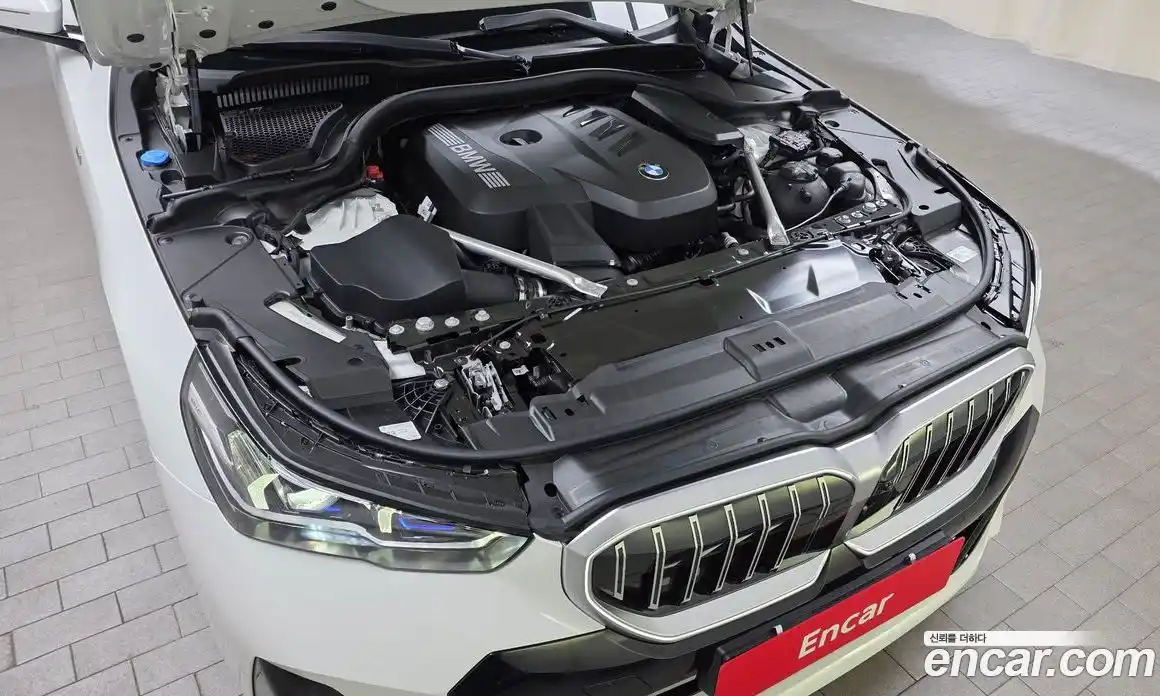 BMW 5-Series 2025 2.0 Автомат в Москве № 186990, фото 6