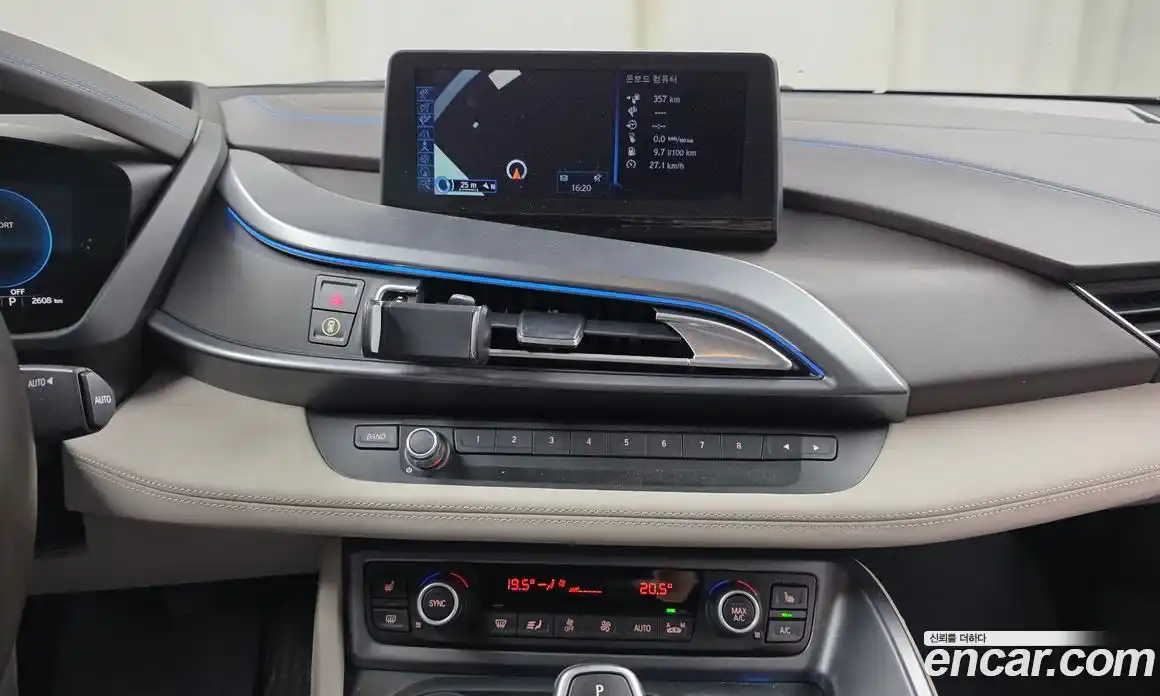 BMW i8 2015 1.5 Автомат в Москве № 188738, фото 18