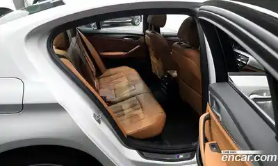 BMW 5-Series 2018 2.0 Автомат в Москве № 188935, миниатюра 5