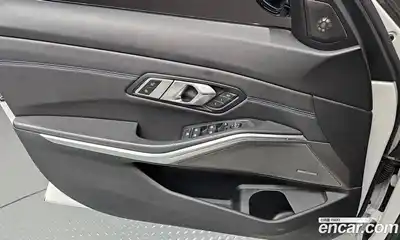 BMW 3-Series 2020 3.0 Автомат в Москве № 192848, миниатюра 8