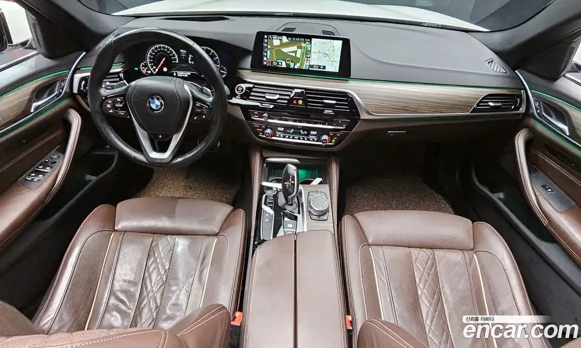 BMW 5-Series 2018 2.0 Автомат в Москве № 192926, фото 16