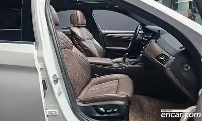 BMW 5-Series 2018 2.0 Автомат в Москве № 192926, миниатюра 3