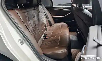 BMW 5-Series 2018 2.0 Автомат в Москве № 192926, миниатюра 9