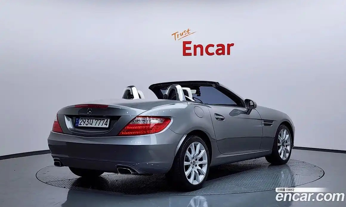 Mercedes-Benz SLK-Class 2012 1.8 Автомат в Москве № 194522, фото 1