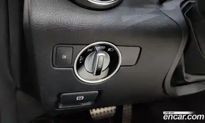 Mercedes-Benz SLK-Class 2012 1.8 Автомат в Москве № 194522, миниатюра 4