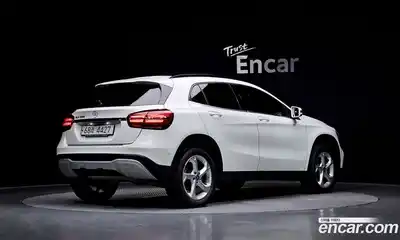 Mercedes-Benz GLA-Class 2018 2.0 Автомат в Москве № 194707, миниатюра 3