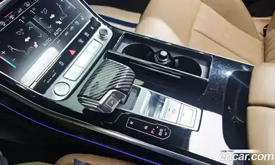 Audi A8 2020 3.0 Автомат в Москве № 196713, миниатюра 3