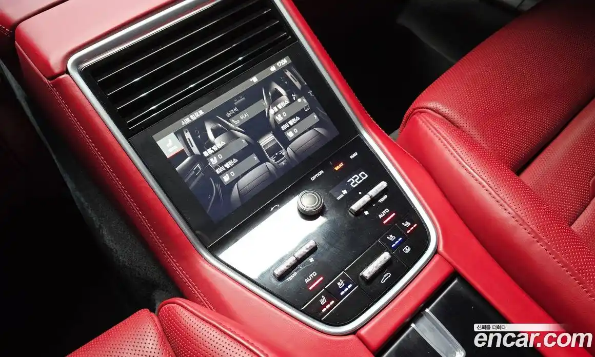 Porsche Panamera 2019 4.0 Автомат в Москве № 197660, фото 1