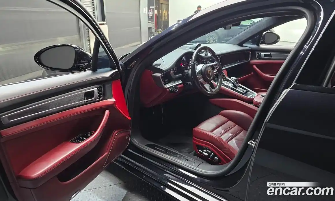 Porsche Panamera 2019 4.0 Автомат в Москве № 197660, фото 5