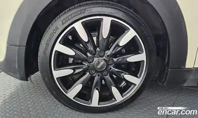 Mini Cooper Convertible 2021 1.5 Автомат в Москве № 198404, миниатюра 5