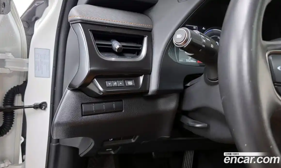 Lexus UX 2019 2.0 Автомат в Москве № 198886, фото 17