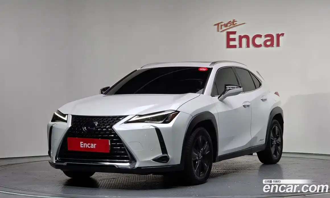 Lexus UX 2019 2.0 Автомат в Москве № 198886, фото 5