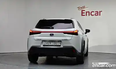 Lexus UX 2019 2.0 Автомат в Москве № 198886, миниатюра 7
