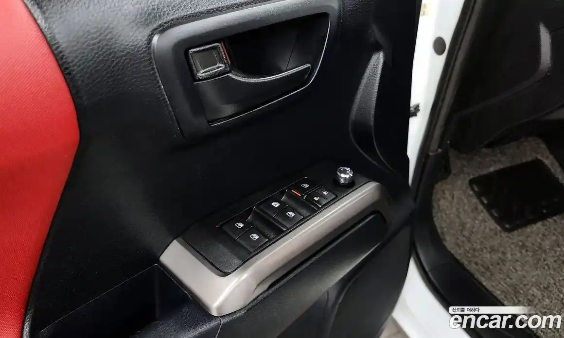 Toyota Tacoma 2017 3.5 Автомат в Москве № 199671, фото 20