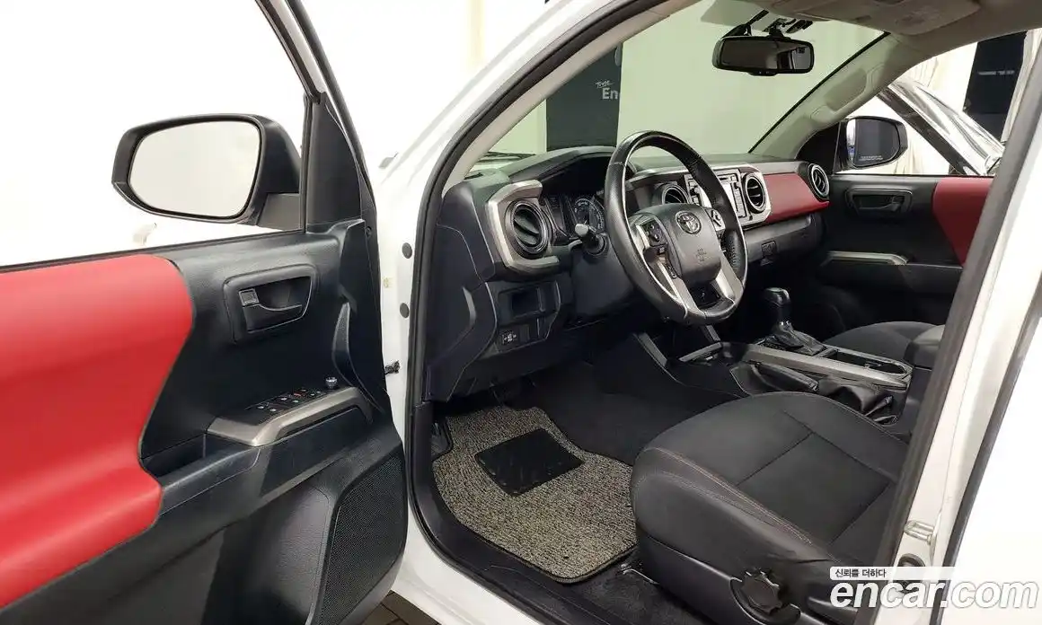 Toyota Tacoma 2017 3.5 Автомат в Москве № 199671, фото 4