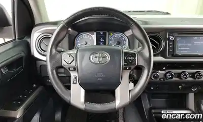 Toyota Tacoma 2017 3.5 Автомат в Москве № 199671, миниатюра 9