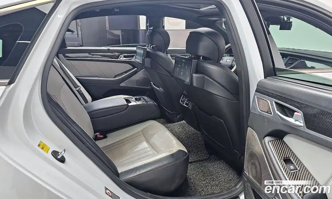 Genesis G80 2017 3.3 Автомат в Москве № 204406, фото 17