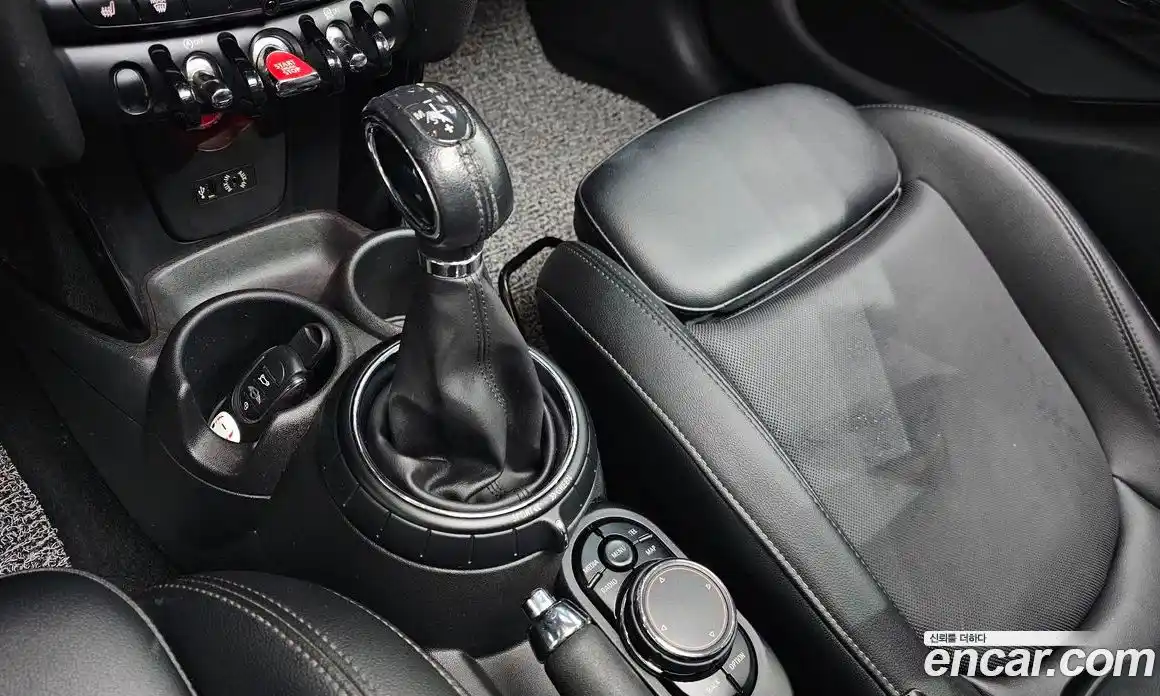 Mini Cooper 2015 1.5 Автомат в Москве № 207283, фото 4