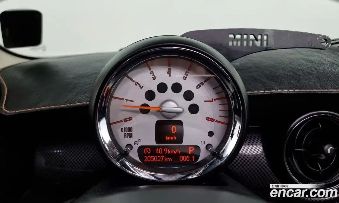 Mini Clubman 2011 1.6 Автомат в Москве № 207607, фото 18