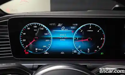 Mercedes-Benz GLE-Class 2023 2.9 Автомат в Москве № 211926, миниатюра 4