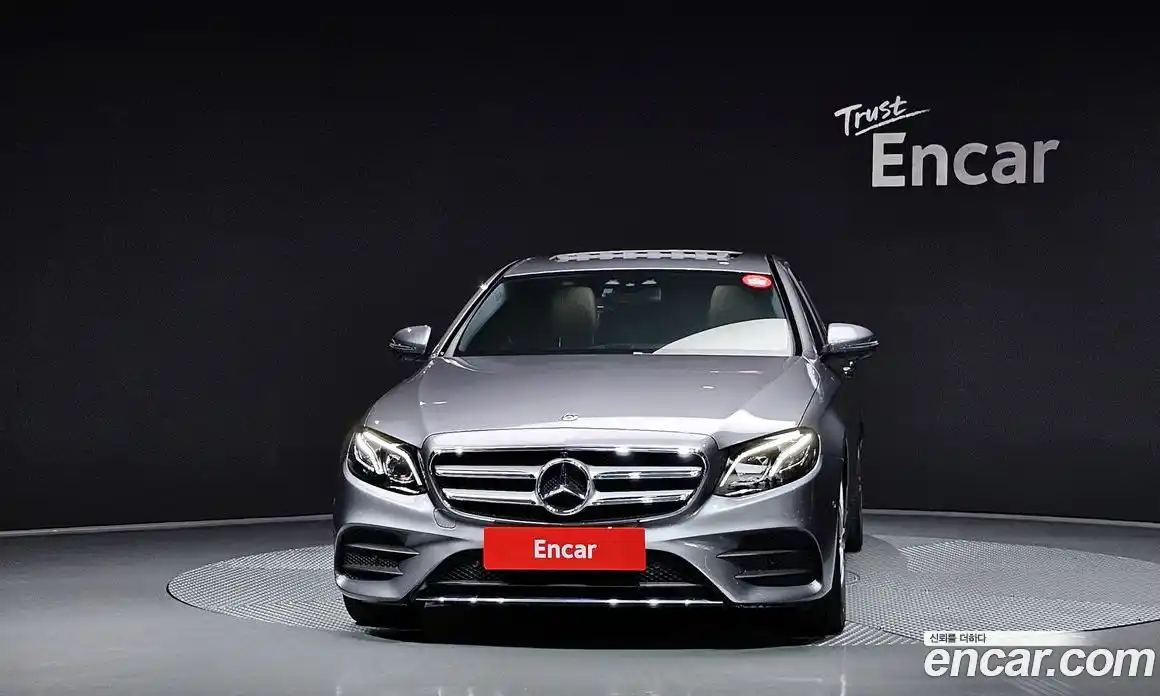 Mercedes-Benz E-Class 2019 2.0 Автомат в Москве № 211984, фото 13