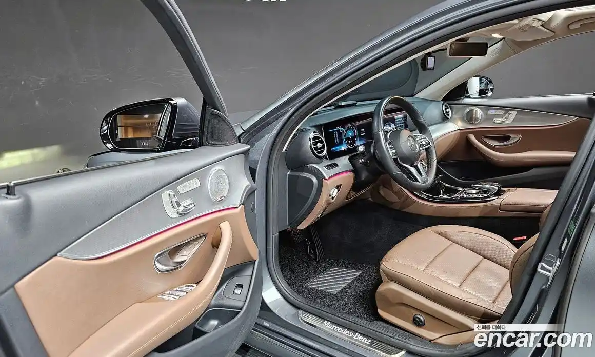 Mercedes-Benz E-Class 2019 2.0 Автомат в Москве № 211984, фото 9