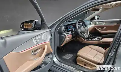 Mercedes-Benz E-Class 2019 2.0 Автомат в Москве № 211984, миниатюра 9
