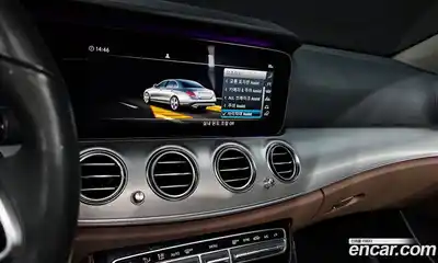 Mercedes-Benz E-Class 2019 2.0 Автомат в Москве № 211984, миниатюра 10