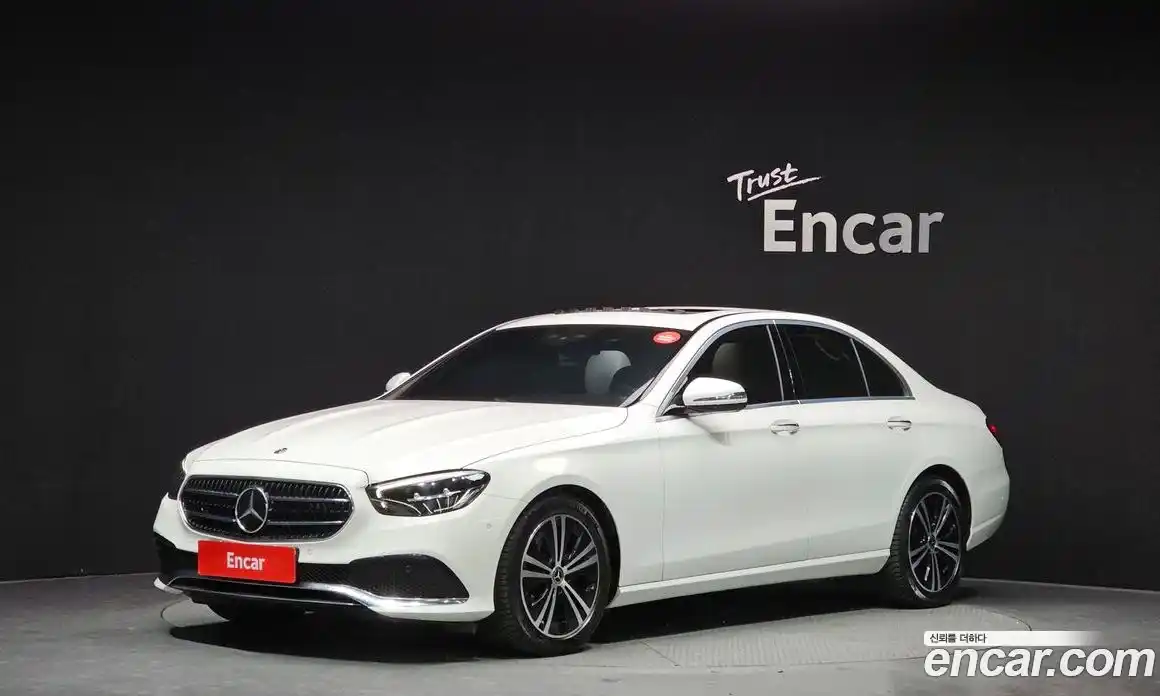 Mercedes-Benz E-Class 2021 2.0 Автомат в Москве № 212001, фото 16