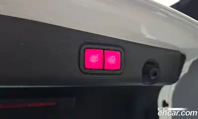 Mercedes-Benz E-Class 2021 2.0 Автомат в Москве № 212001, миниатюра 9